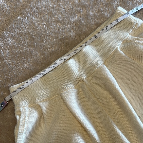 FREE PEOPLE Free-est Freya Short Sleeve
Sweater & Pants Set - Picture 14 of 17